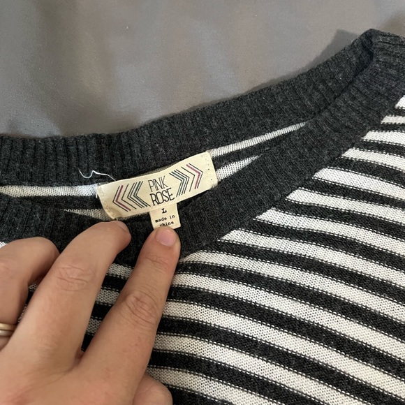 Striped blouse - Picture 2 of 2